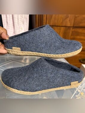 Glerups Like New Gray Felt Slip-On Slippers Size 37 = Size 7 (Worn Once Indoors)